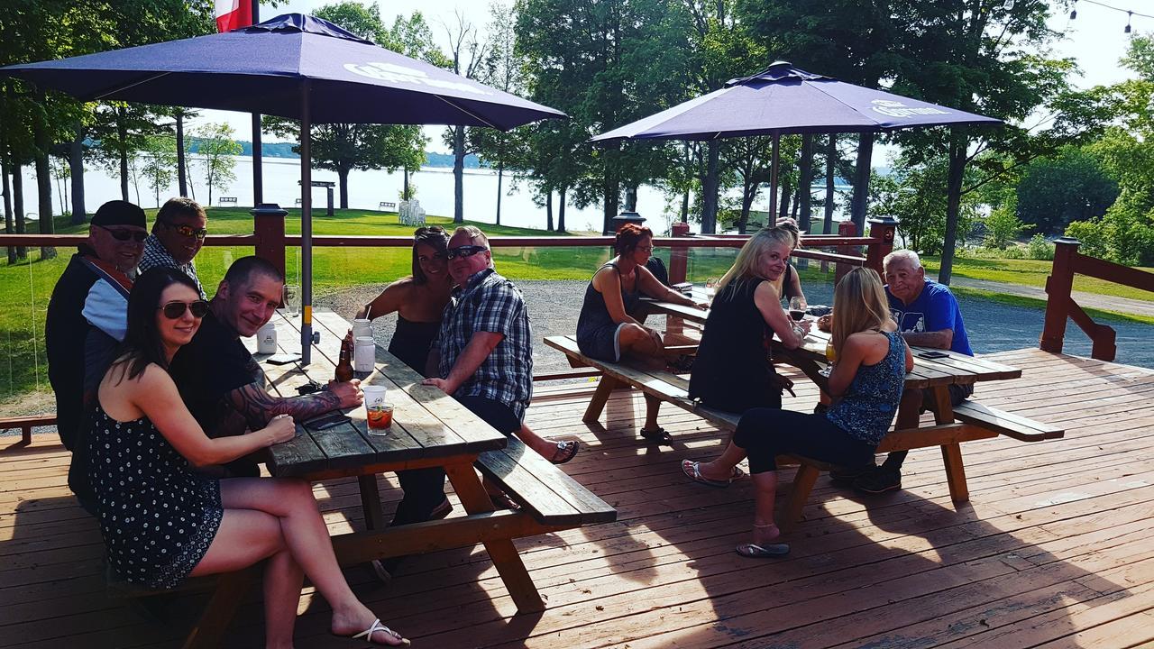 Stoco Lake Lodge Tweed Dış mekan fotoğraf